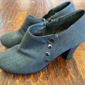 AEROSOLES * New BLACK Gray HERRINGBONE Heeled ANKLE BOOTS *zip side 7-1/2